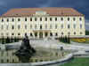 schlosshof08.jpg (110909 Byte)